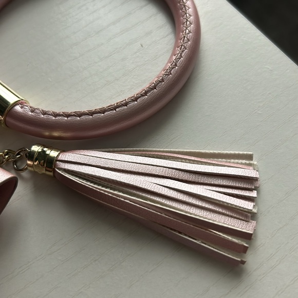 Card holder/key chain - Picture 2 of 2